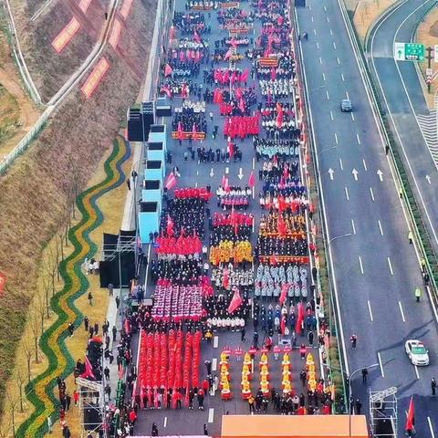 迎新长跑，护佑健康－－宜昌市急救中心圆满完成2022迎新长跑暨省十六运会誓师大会医疗保障
