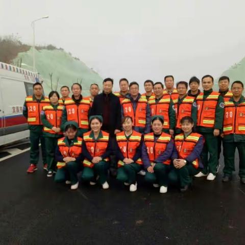 宜昌市120顺利完成第三十四届元旦健身长跑医疗保障活动