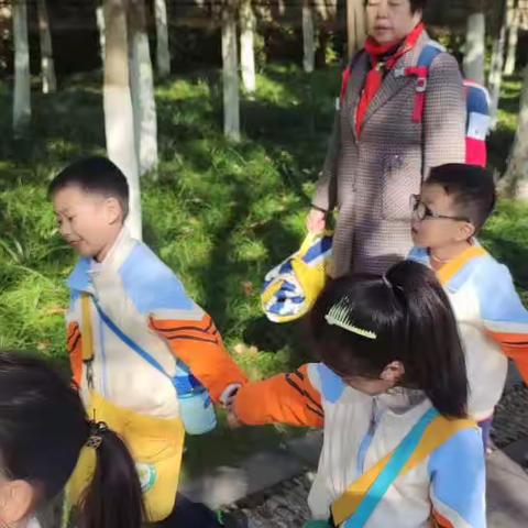 明镜小学104班研学（秋游）活动———绿森林中队（扬帆小队）