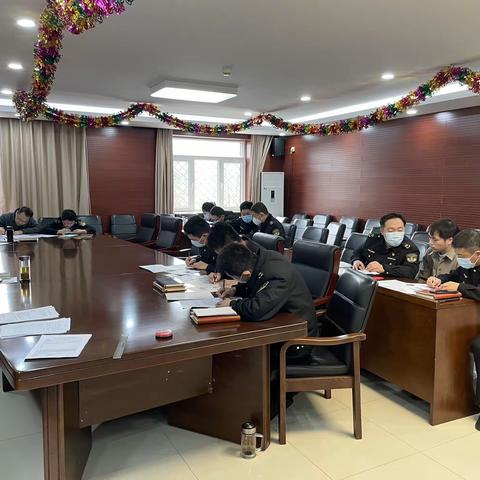 关注法治建设，提升执法能力