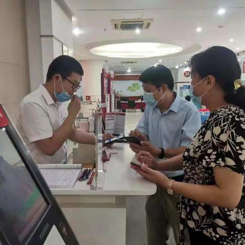 中大槐树街道深入辖区企业走访调研宣传惠企政策和反电信诈骗