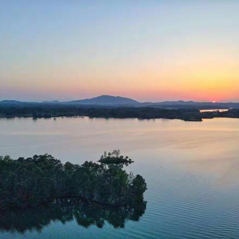 千山叠翠醉夕阳 浅浅初夏度时光