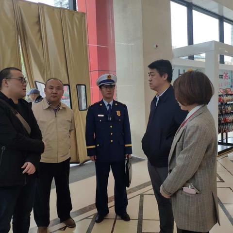 碑林区委常委、政法委书记陈哲检查多项重点工作
