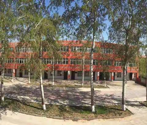 感恩教育宣讲—走进龙王庙中学小学部