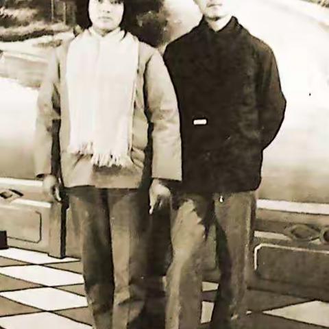紧握妻的手