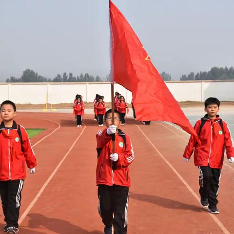 红领巾                我为你自豪----江河国际实验学校2019少先队新队员入队仪式