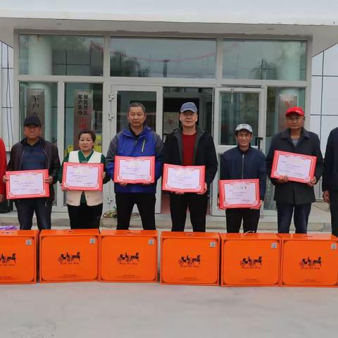 军户农场新民社区“民族一家亲 运动展风采”暨表彰优秀联户长活动