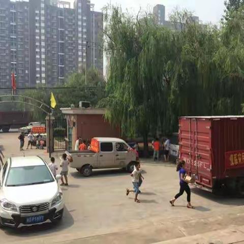 邯郸市民宗局倡导市天主教界向灾区捐助救灾物资