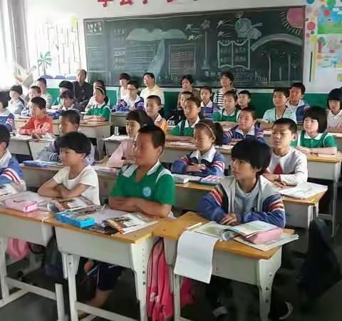 进修学校深入贺进中心学校调研教育教学工作