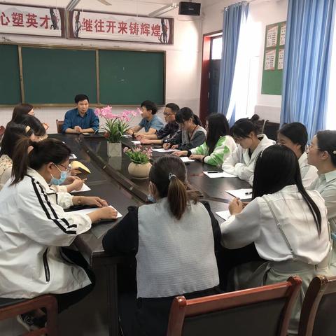 共建班级文化   展现你我风采--记内埠镇中心小学“班级文化”活动