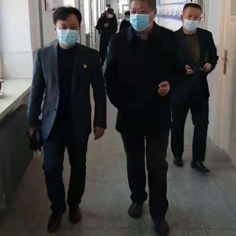 在关怀中砥砺前行--记教育局领导莅临我校调研