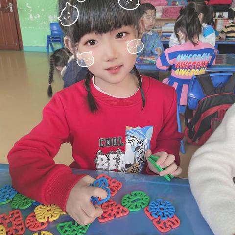 今日份快乐   🧩来自玩玩具的宝贝们👶🏻👶🏻