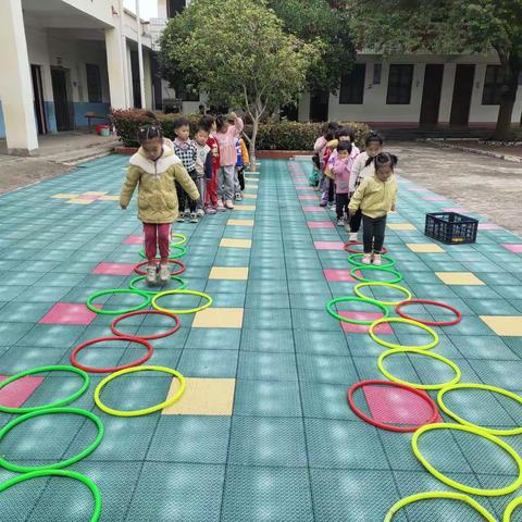 大桥镇八角小学幼儿园第十二周精彩回顾