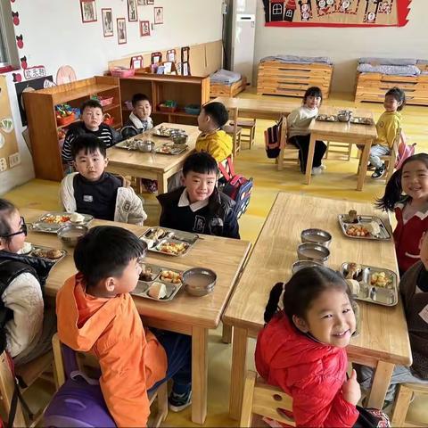 实验小学幼儿园中二班日常小碎片💫简单又快乐