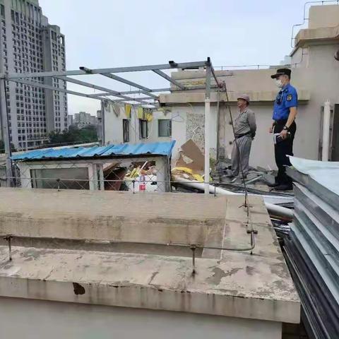 北太严拆沿街违建 提升冬奥整体环境