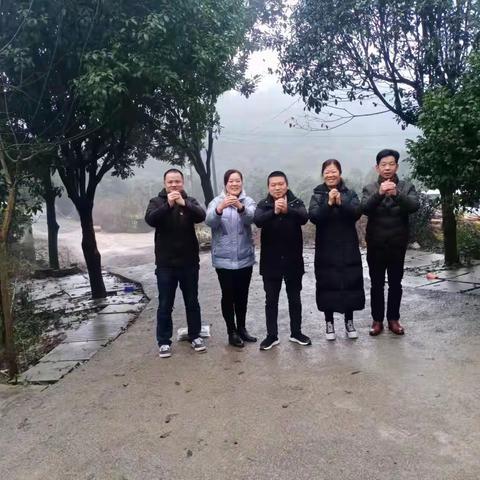 齐天庙村党总支第三党支部开展拜年走访活动