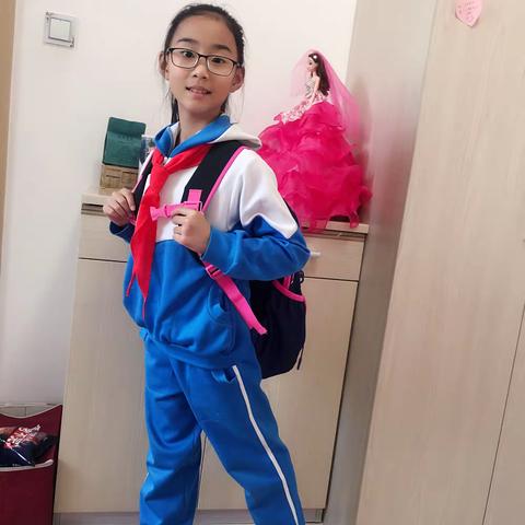 佳木斯市红旗教育集团         四年三班 一一刘庭含停课不停学“在家快乐学”