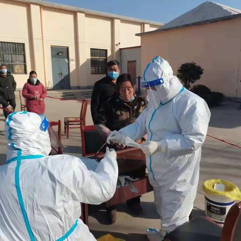 “疫病无情人有爱，最是动人志愿红”——记众乐村志愿者风采