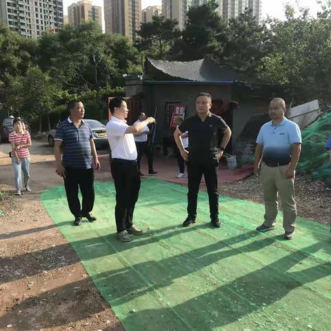 长延堡街道主要领导带队，多部门联合执法针对通报问题抓整改、抓落实，举一反三