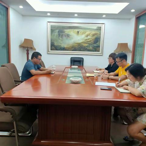 浙江裕华装饰工程有限公司开展党员签订严守规矩和纪律承诺书活动
