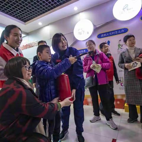 2019德州市绿丝带志愿者进行消防安全知识学习培训