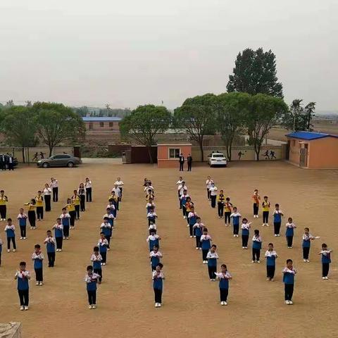 “办规范有序学校，育全面发展学生”——观音堂小学迎接中心校常规管理拉练检查工作纪实