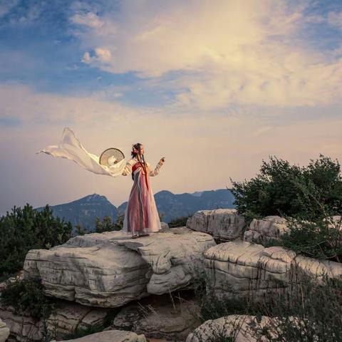 汉服人像 摄影——《舞动太行》