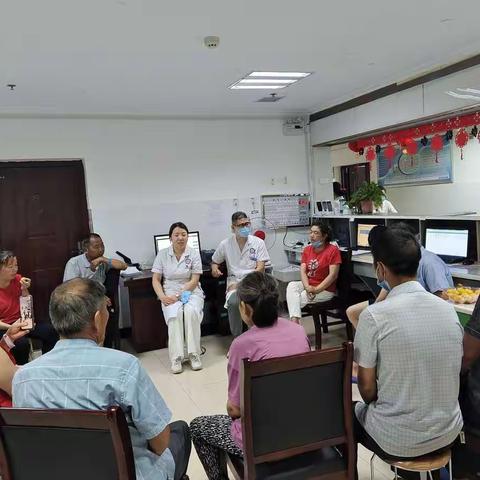 公休座谈会，拉进医患心