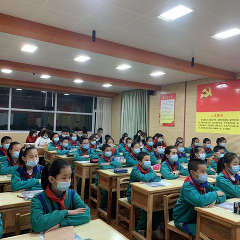 高屋建瓴明方向 细致指导促提升