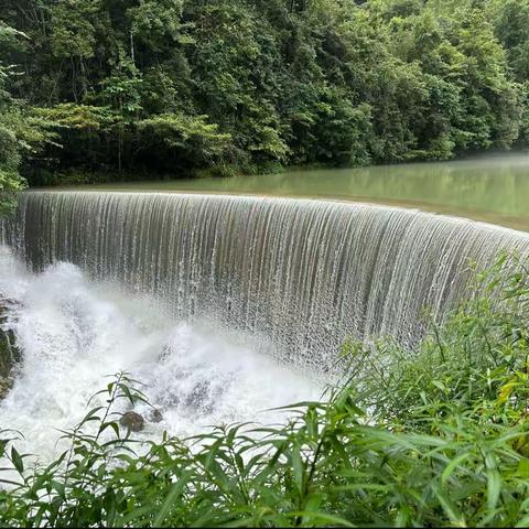 游贵州“小九寨”荔波小七孔