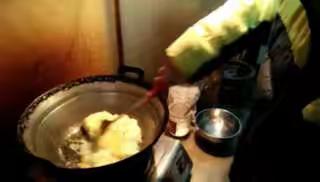 实验二小四二班开展“日行一善，月习一德”道德养成教育系列活动，四二班同学积极行动！