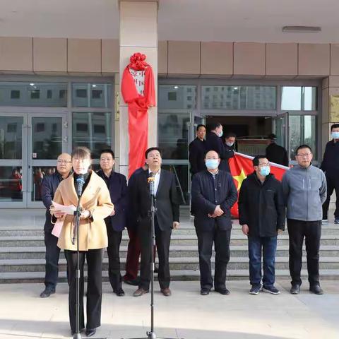 弘扬雷锋精神·争做志愿先锋·共创文明城市----凉州区宣武街开展学雷锋志愿服务活动