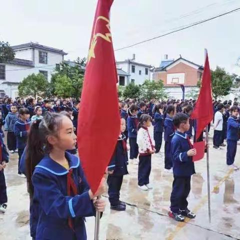 洱源县三营中心完小“颂党恩，听党话，跟党走”演讲比赛暨三营中心完小第十一届经典诵读活动剪影