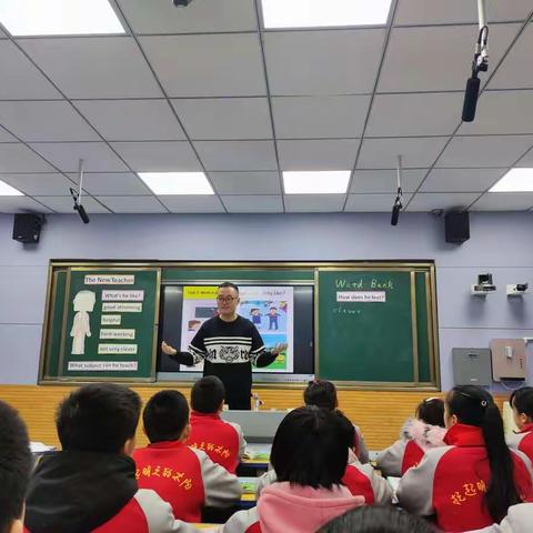 西安市蔡云芳“名师+”研修共同体 冬日暖阳照人心 名师送教传真情