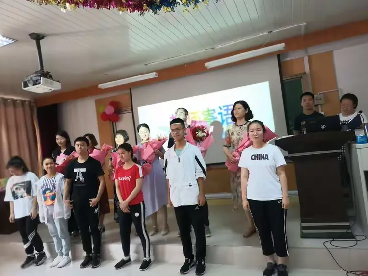 烟台九中2019届毕业典礼
