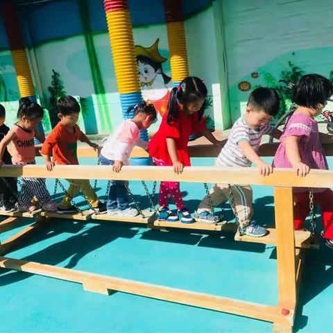 【巴音镇幼儿园】成长的👣👣——🍯🍯小一班开学第一周