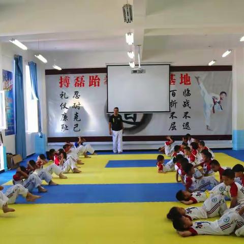 我的团队  中级二班日常训练