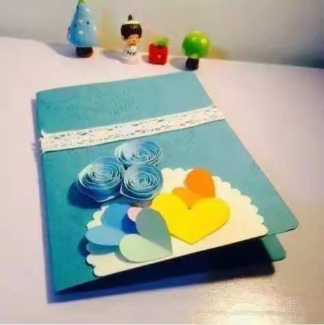 天天向上幼儿园妇女节主题活动剪影！