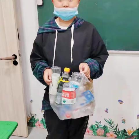 记录王思淏同学第一次卖废品