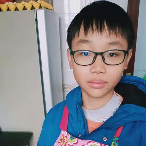 《我为家人烹佳肴》东皋2211陈峻熙