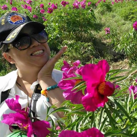 5月21日水晶格格邀您东山芍药谷赏山花烂漫！踏青，观察各种野菜，拍美片一日游！