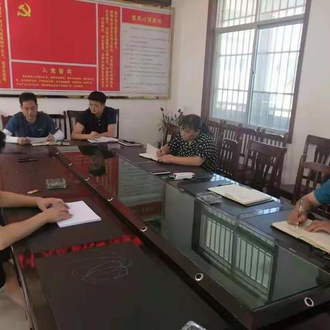 石头梁社区“三强三严”扎实推进疫情防控工作