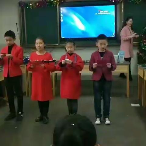 石河子第一小学四（5）班2019年元旦联欢会
