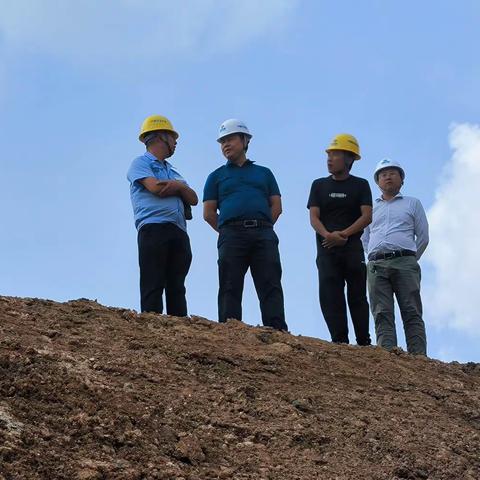 2023年3月12日，海口市水务局建管科徐勇科长到龙塘大坝检查指导工作