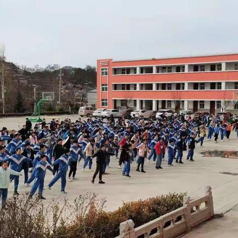 奋发昂扬新气象—齐寿中学开学记实