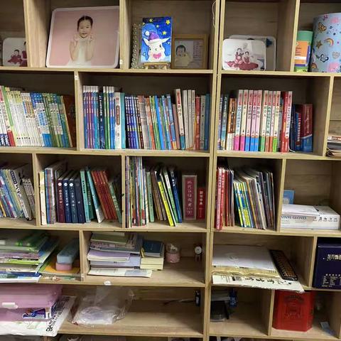 让书香浸润家庭，阅读伴我们成长