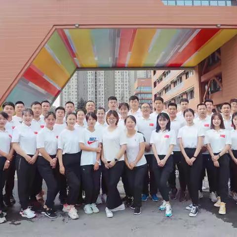 战“疫”健身课堂—西安经开一校体育老师在行动