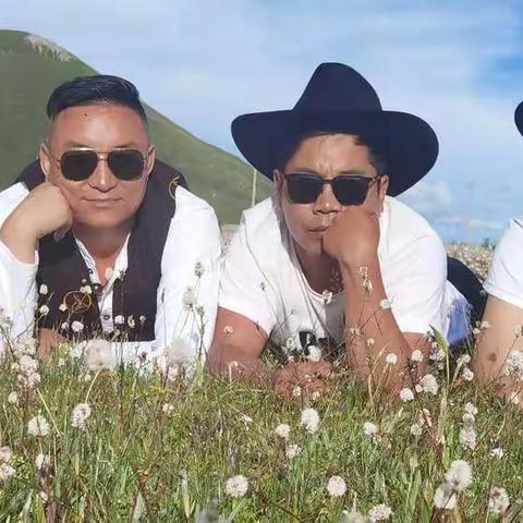 མདོ་སྟོད་ཟུར་མདའ།的美篇