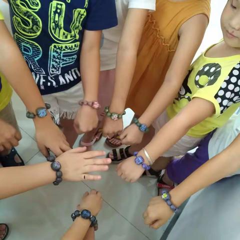 顽石美术2018年秋季学期彩陶、超轻粘土开课咯