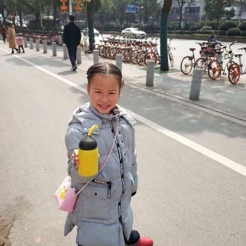 “五子登科”成长记录-佳兆业小学一（1）班李沛珊